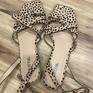 Just fab strapping sandals size 7 1/2